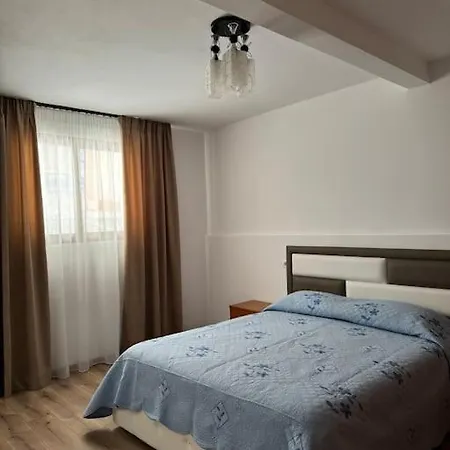 בית נופש Garden House *