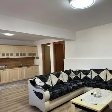 בית נופש Garden House *